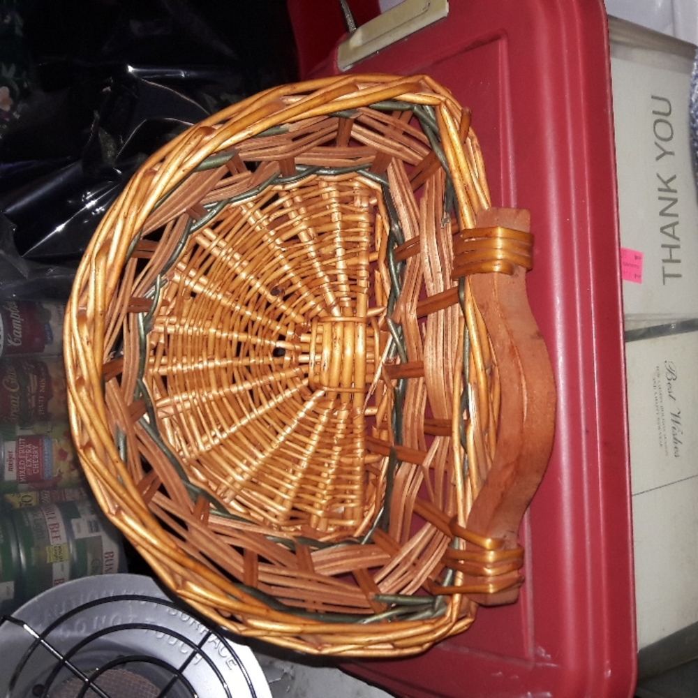 BASKET